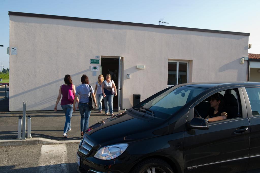 Autohotel Ravenna Luaran gambar